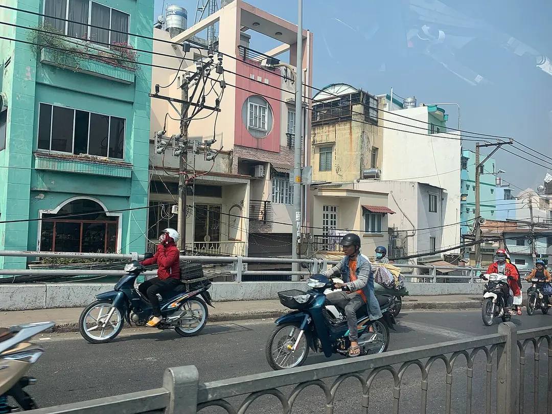 Cầu Chánh Hưng