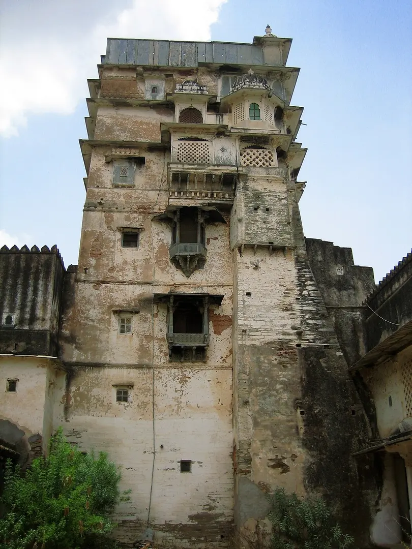 Juna Mahal