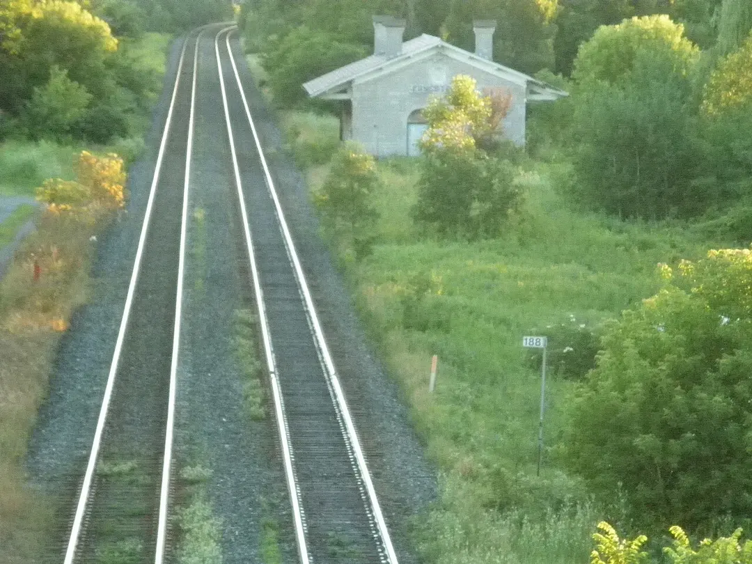 Ernestown Railway Station