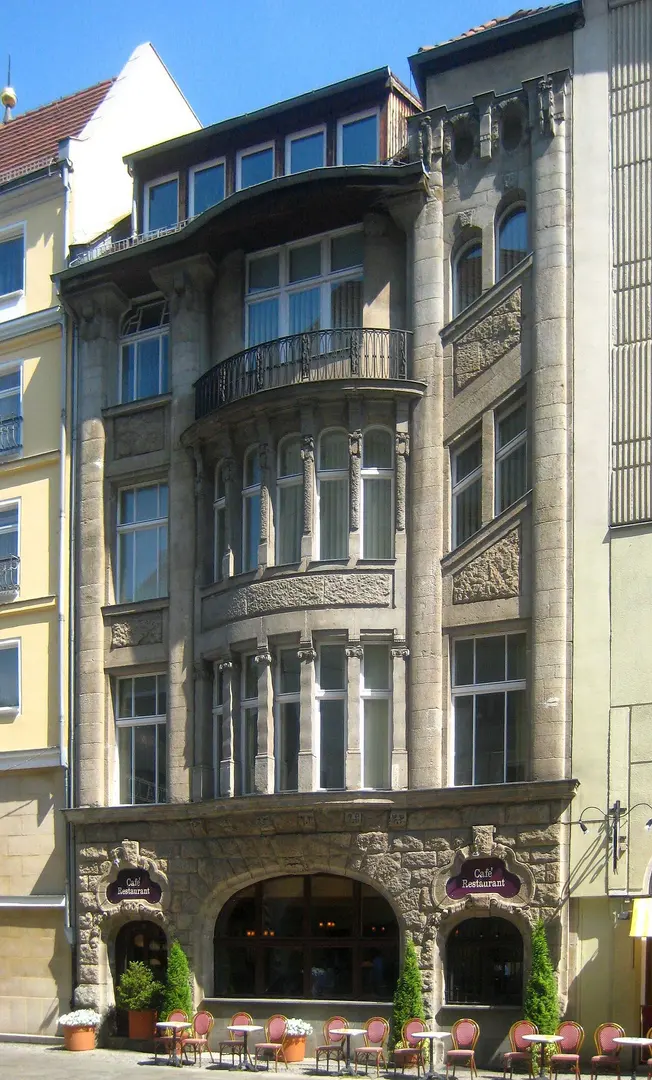 Schmales Haus