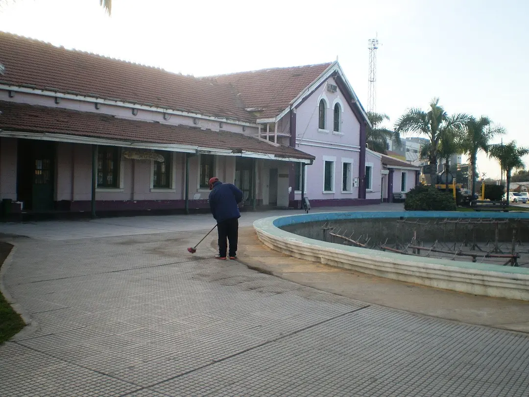 La Banda train station