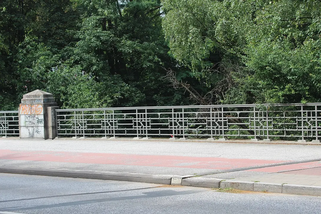 Eimsbütteler Brücke