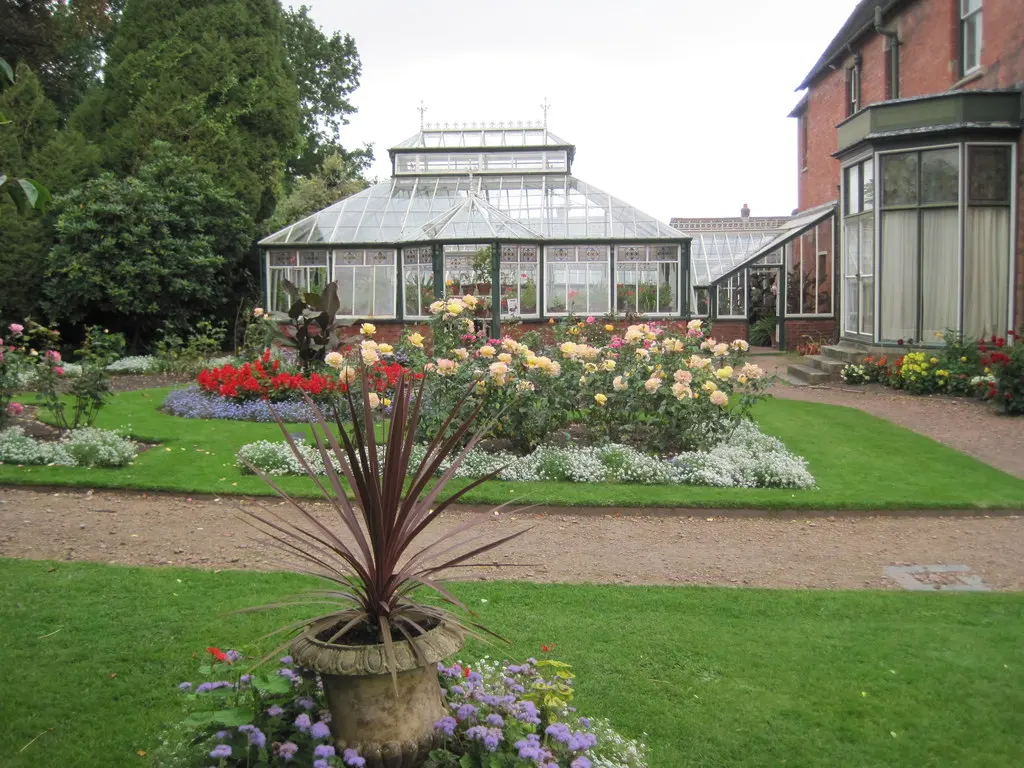 Sunnycroft Gardens