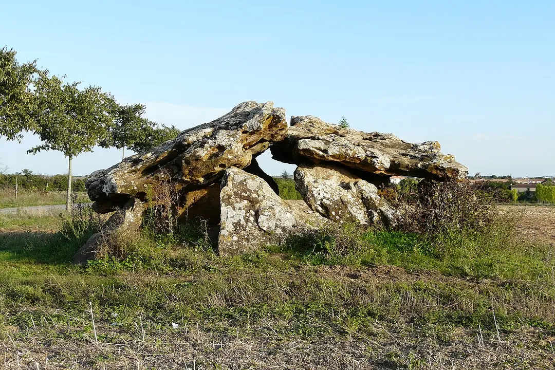 Dolmen La Pierre-Levée