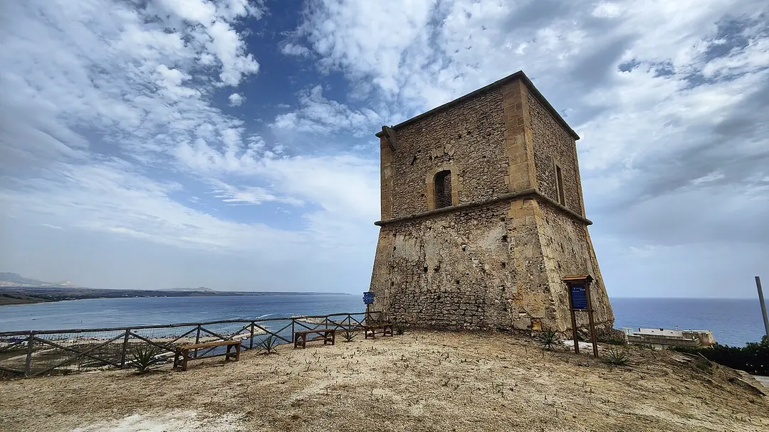Porto Palo tower