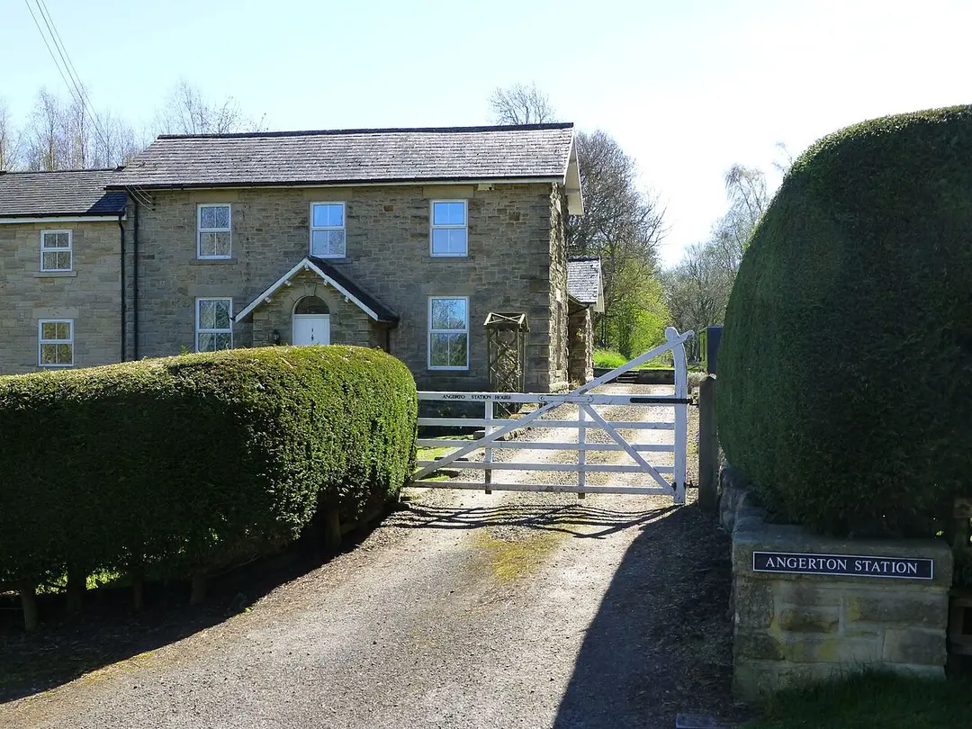 Angerton railway station