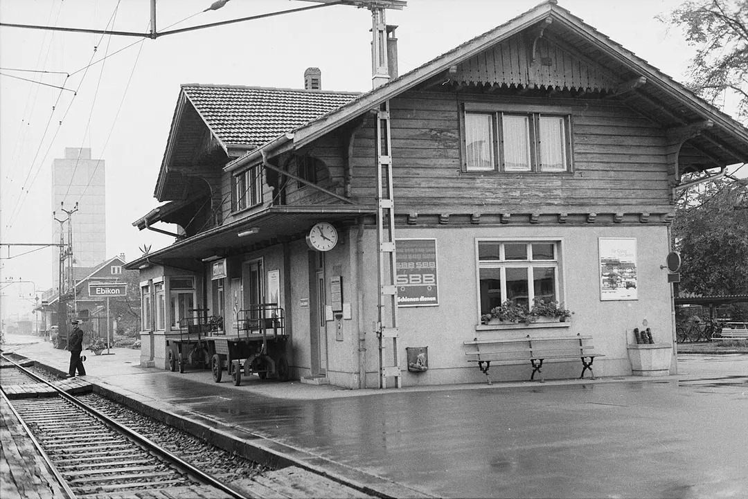 Bahnhof Ebikon