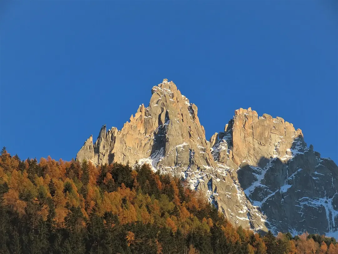 Aiguille des Grands Charmoz