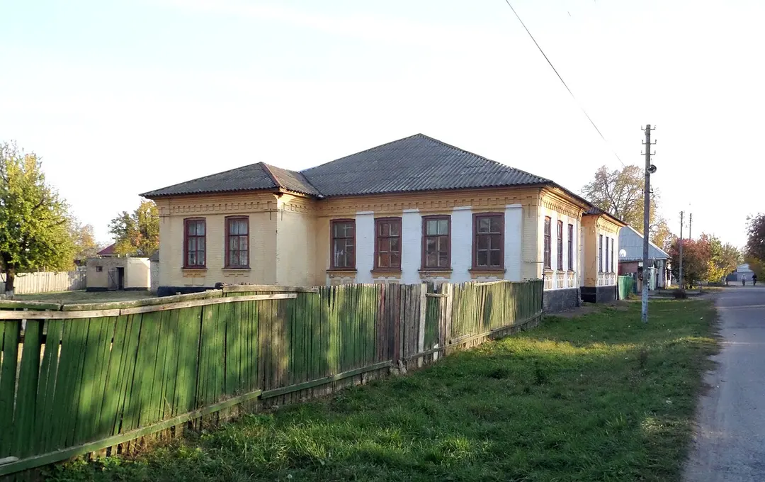 Shkilna St., 6