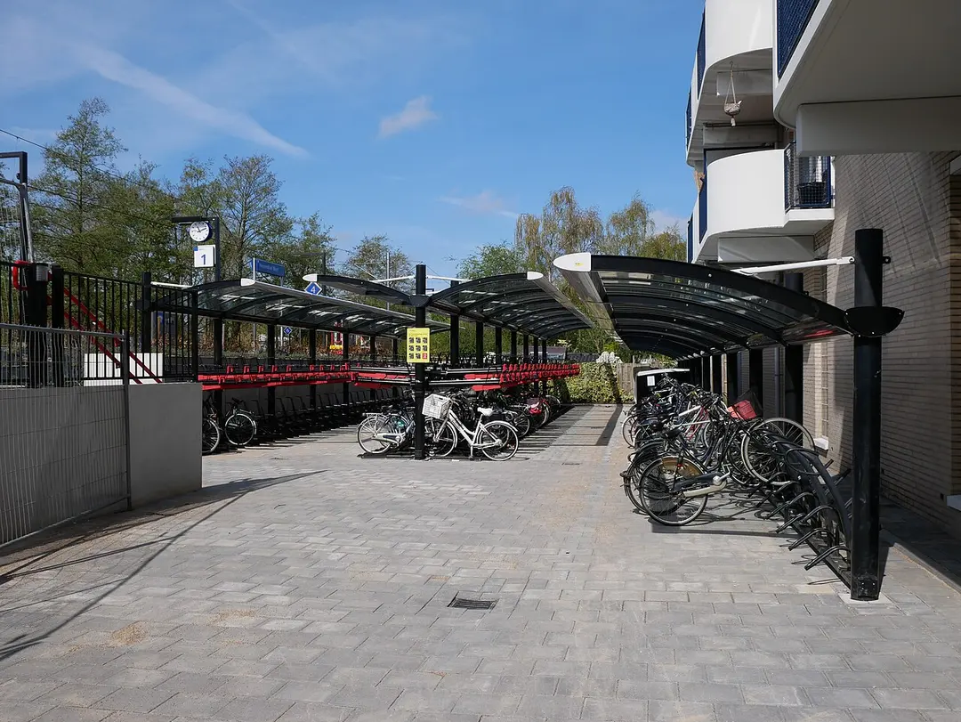 Veenendaal West