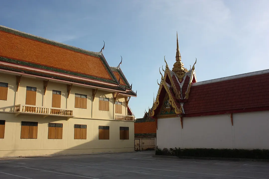Wat Lat Krabang