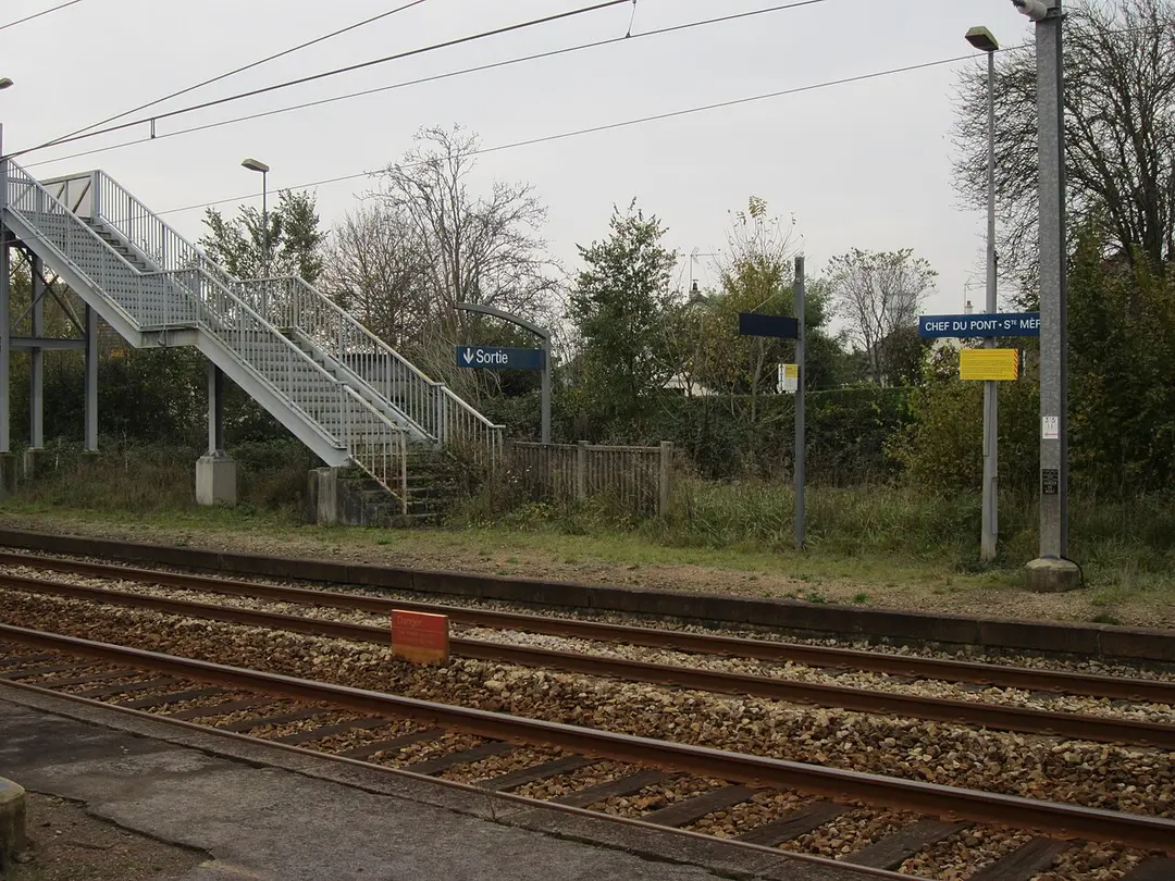 Gare de Chef-du-Pont - Sainte-Mère