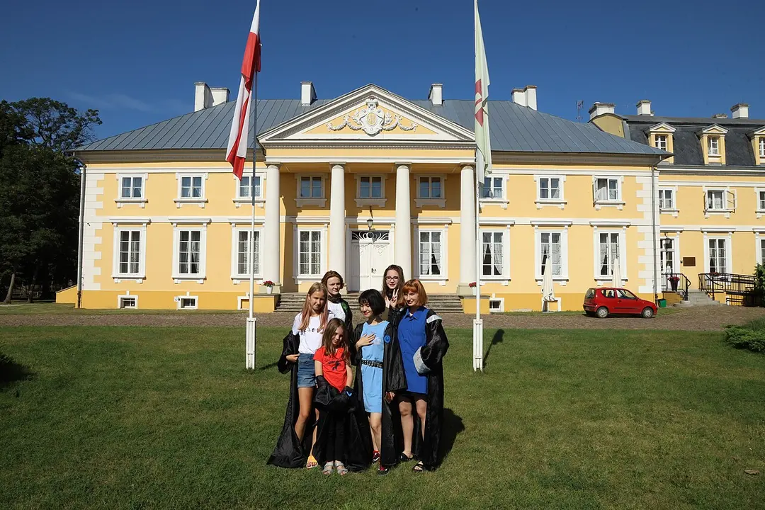 Pałac w Racocie