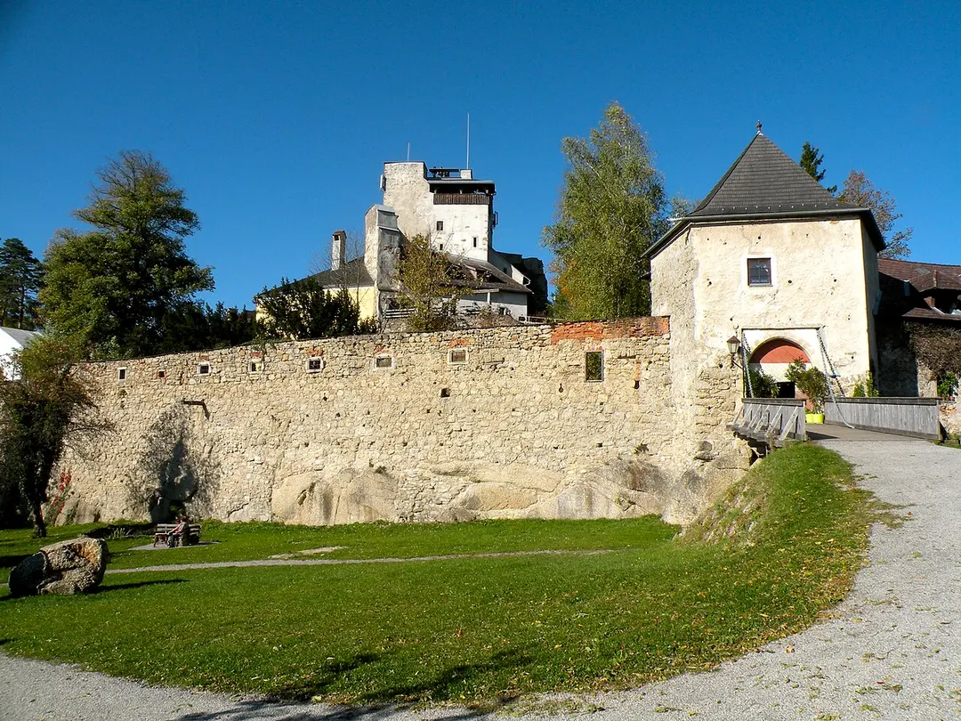 Burg Kreuzen
