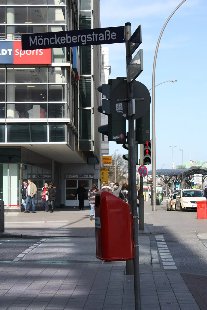 Mönckebergstraße
