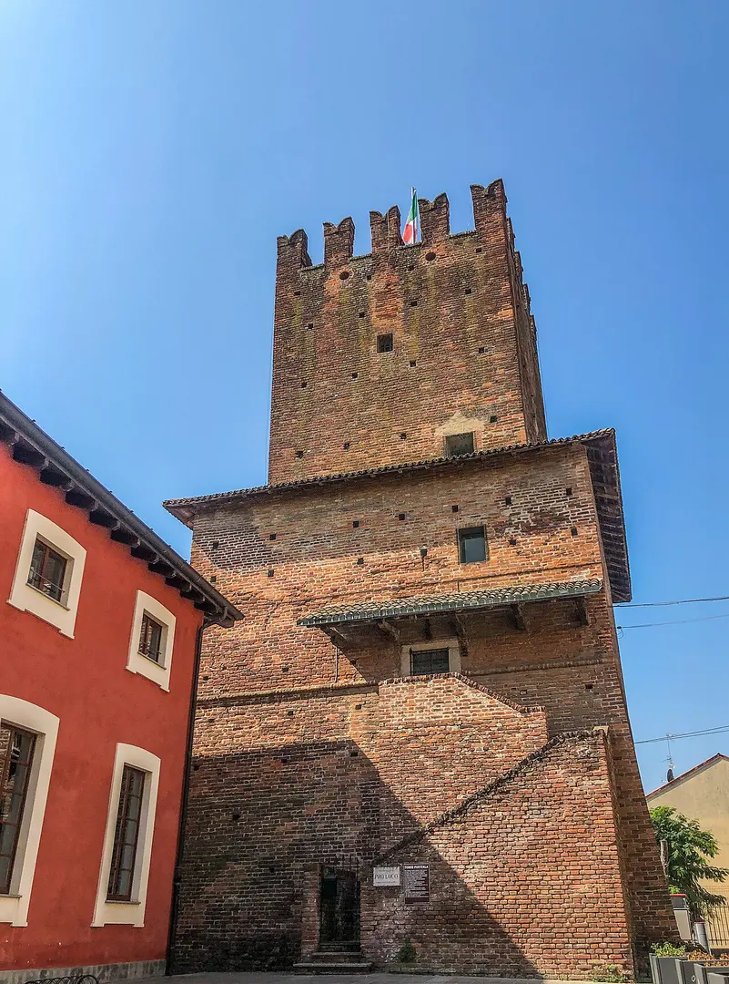 Torre Pusterla