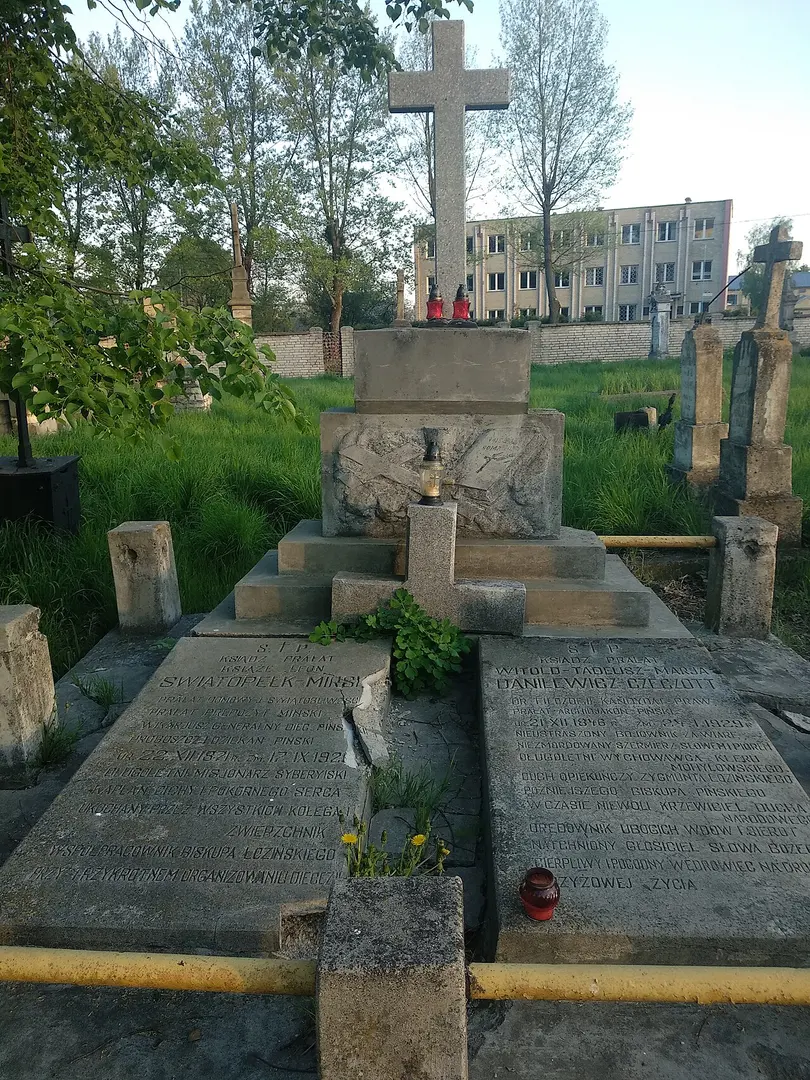 cemeteries in Pinsk