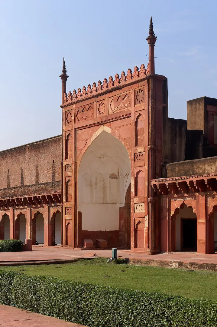 Moti Masjid
