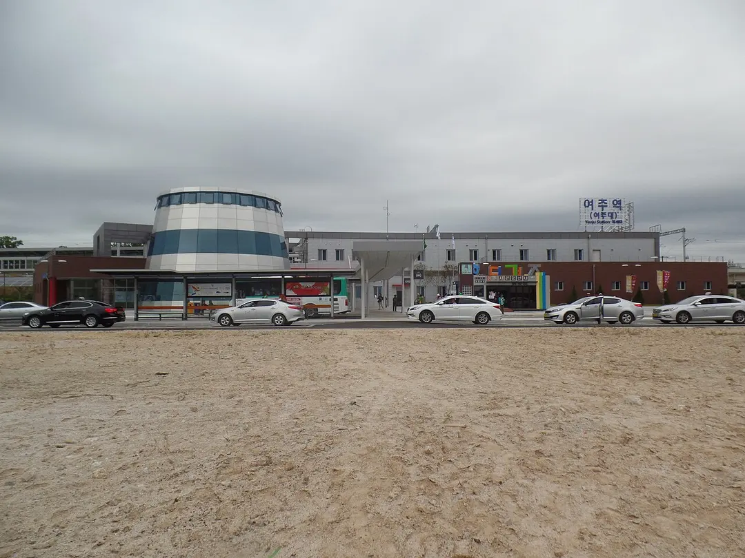 Yeoju Station