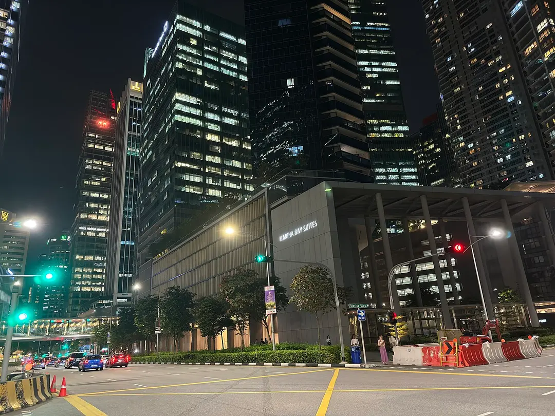 Marina Bay Suites