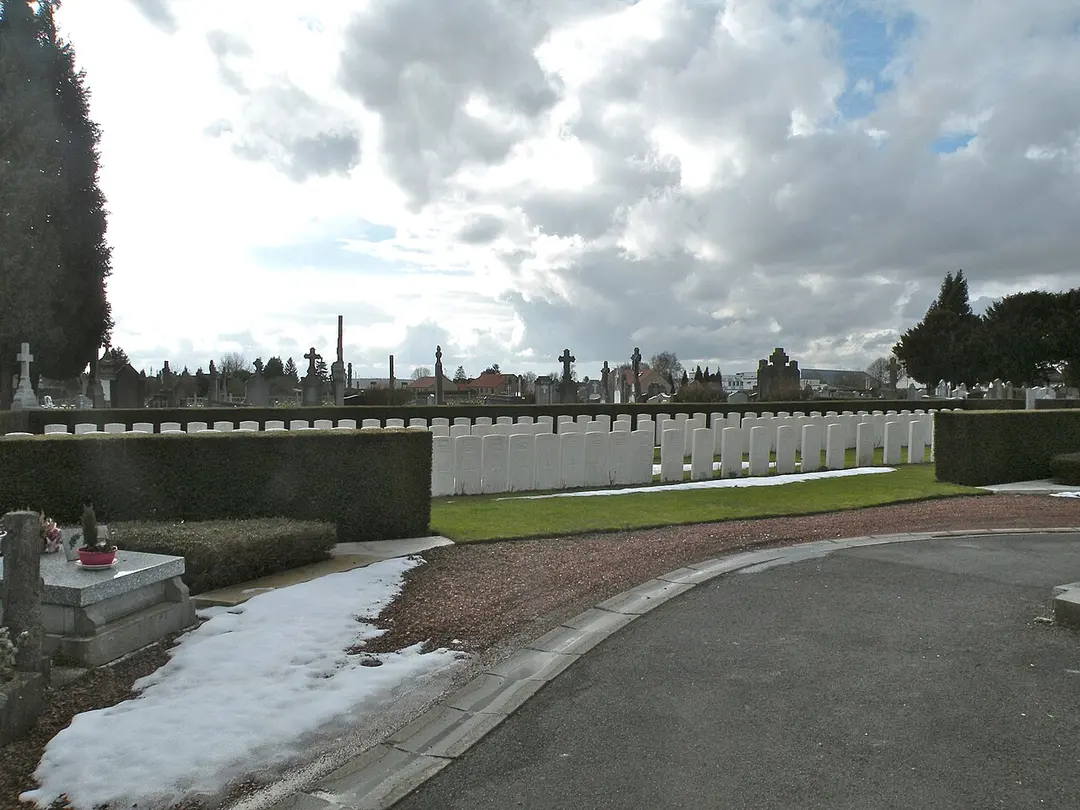 Iwuy Communal Cemetery