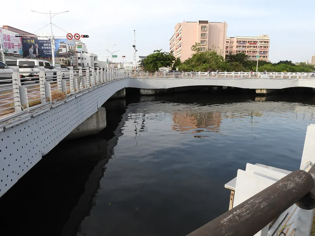 健新橋