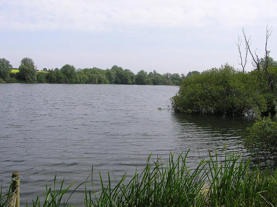 Ditchford Lakes and Meadows