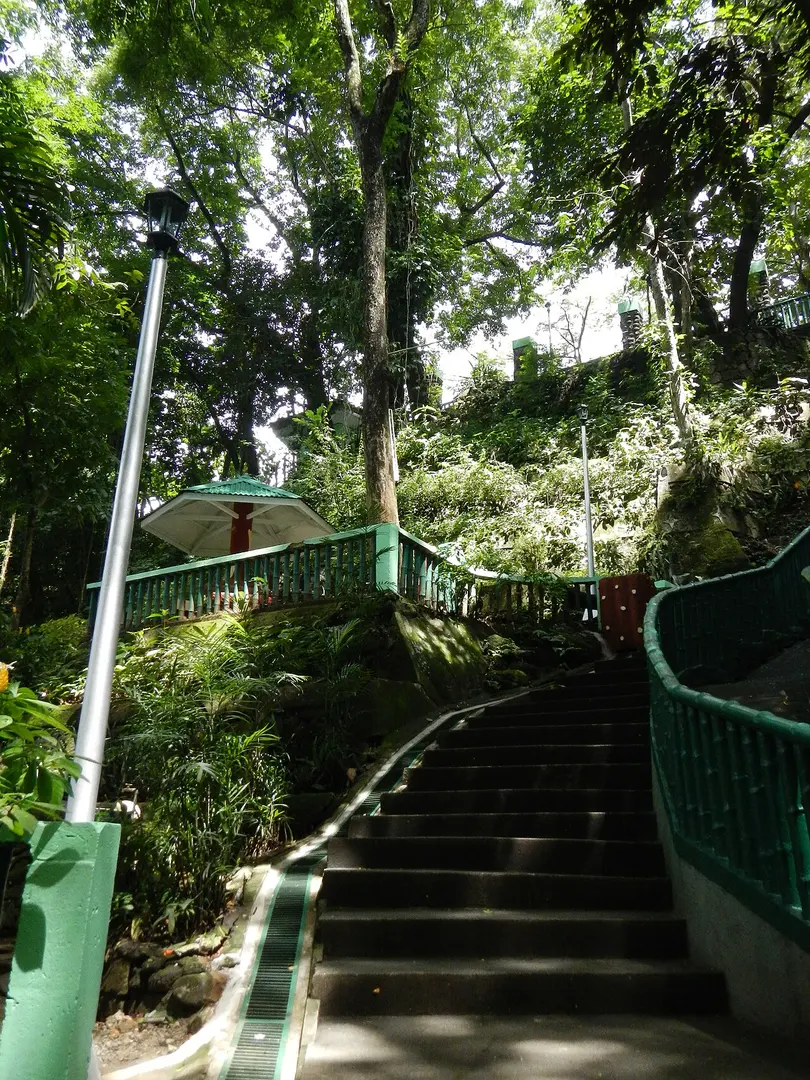 Hinulugang Taktak