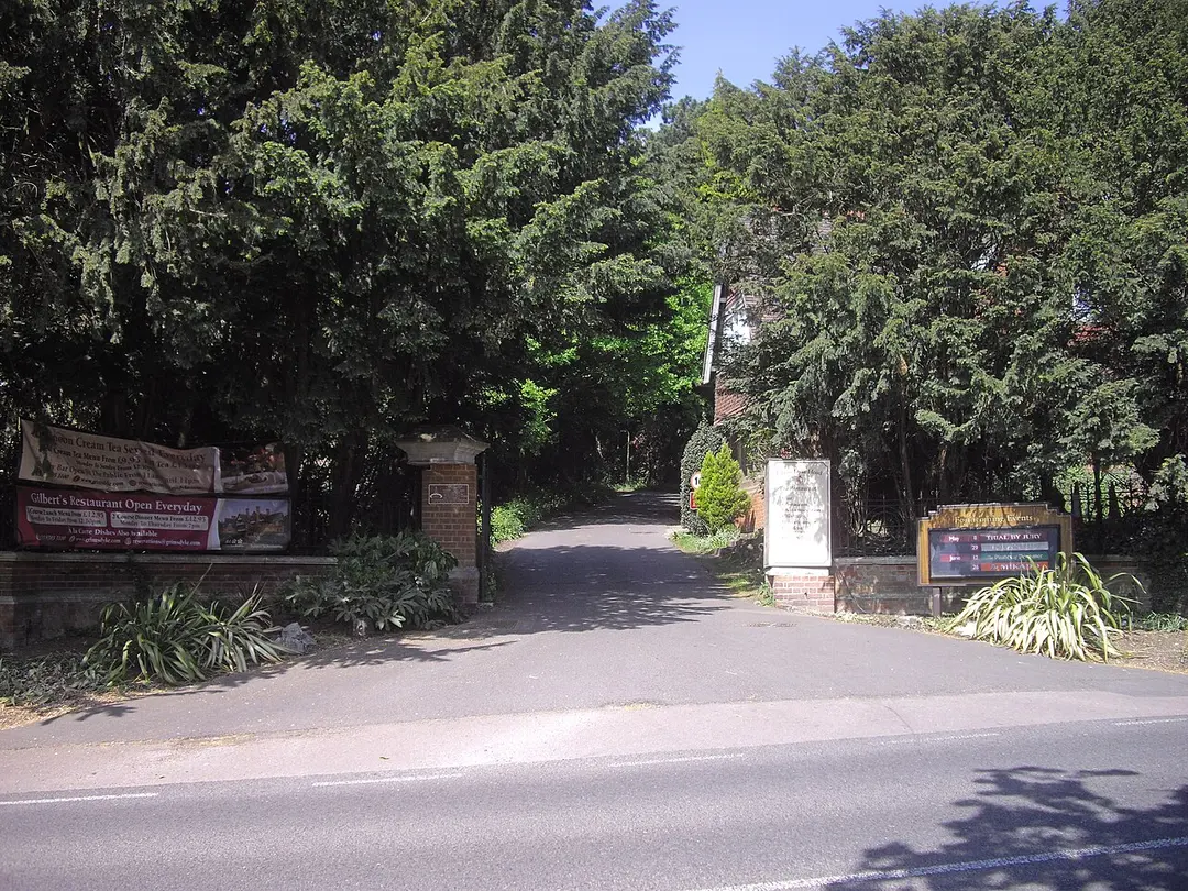 Grim's Dyke Hotel