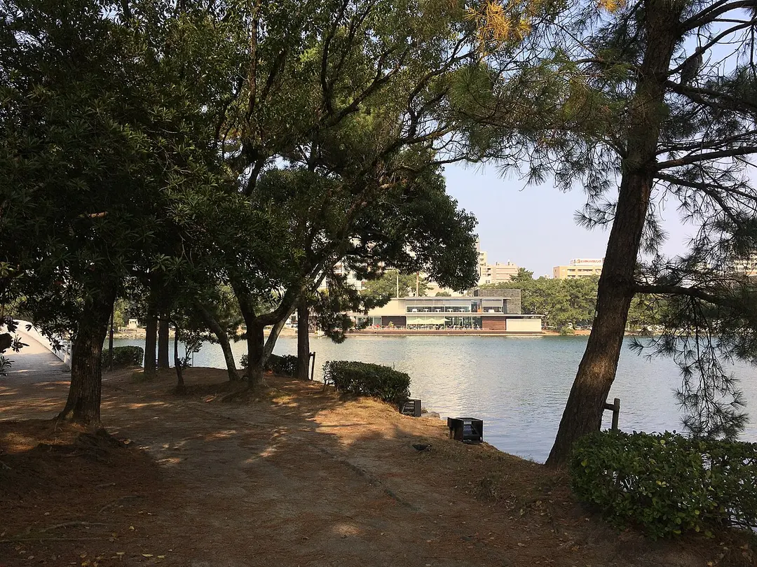 Ōhori Park