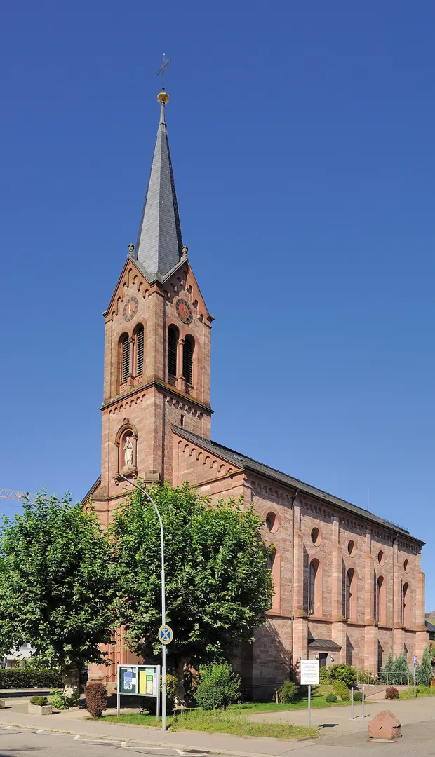 Katholische Pfarrkirche St. Bernhard