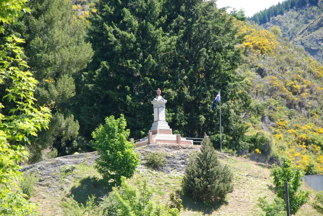 Arrowtown and Districts War Memorial