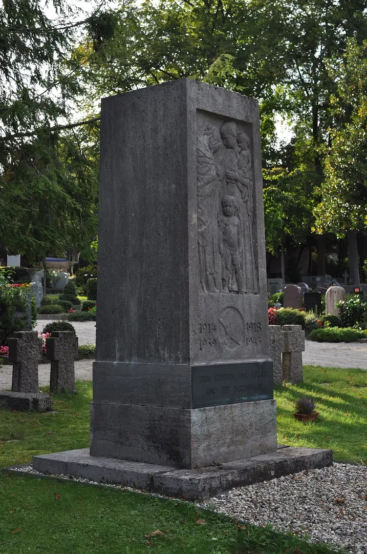 Ehrenmal