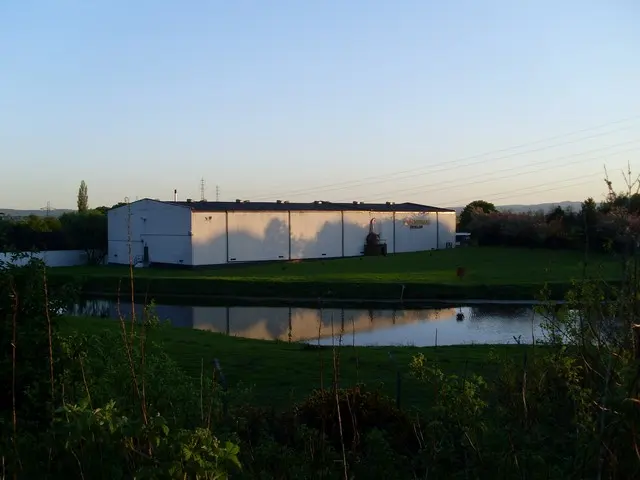Auchentoshan Distillery