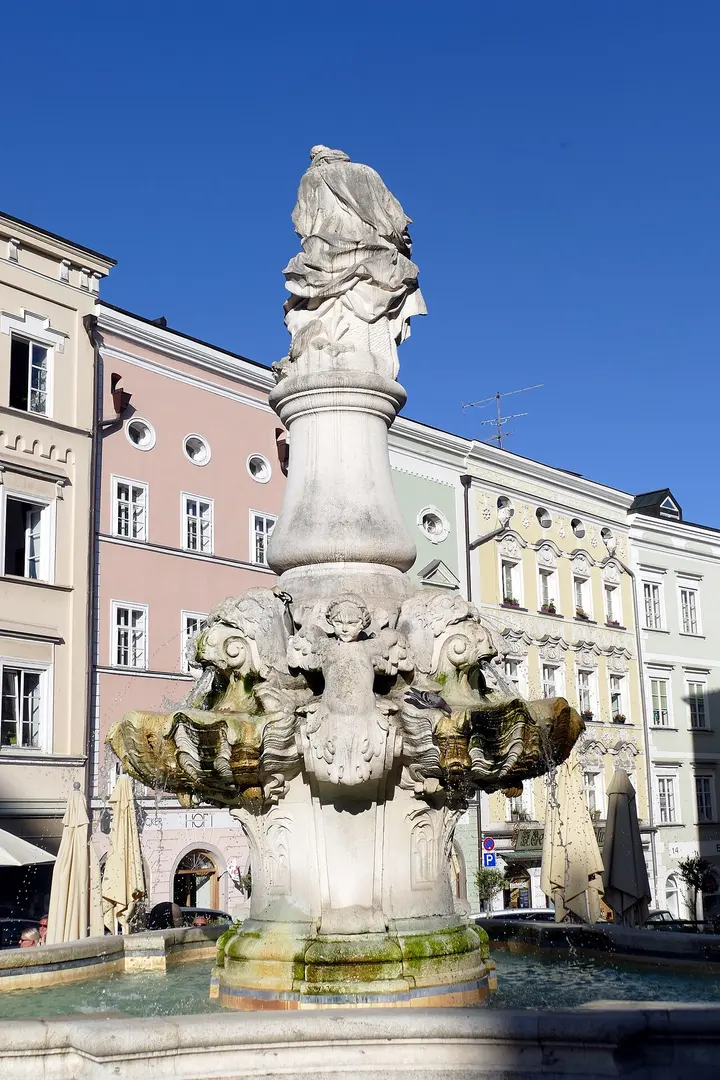 Wittelsbacherbrunnen