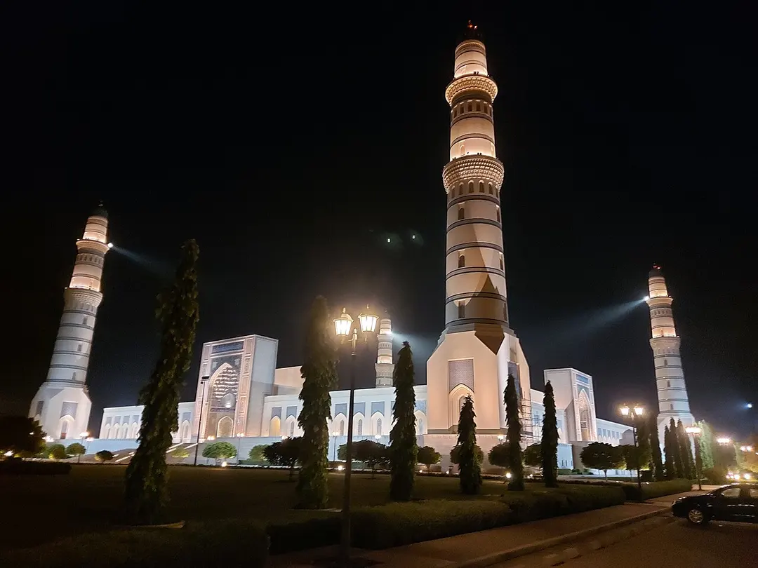 Sultan Qaboos Grand Mosque