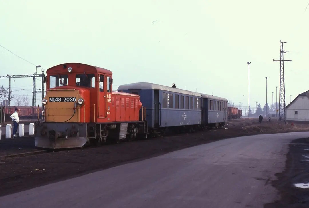Kiskőrös railway station