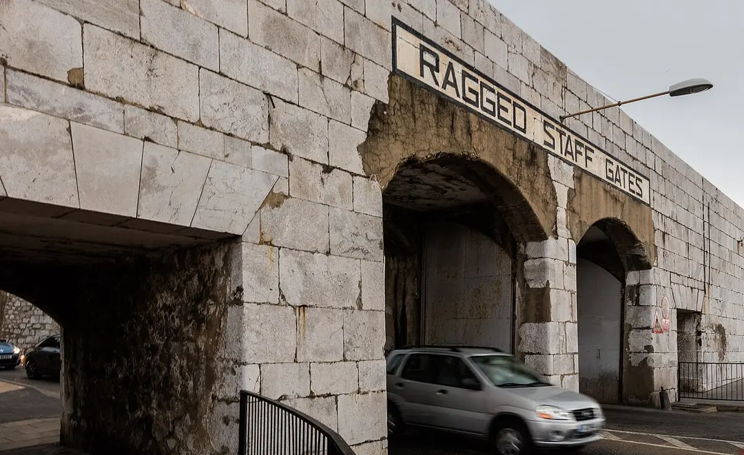 Ragged Staff Gates