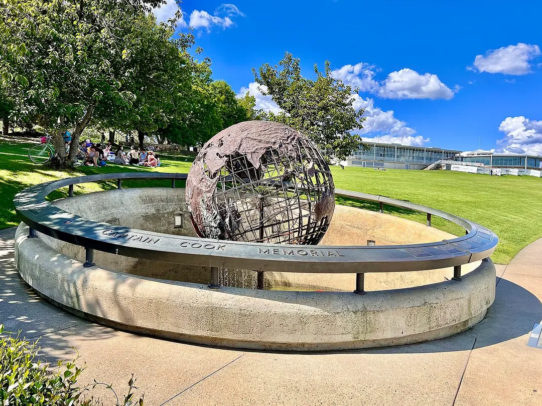 Captain Cook Memorial Globe