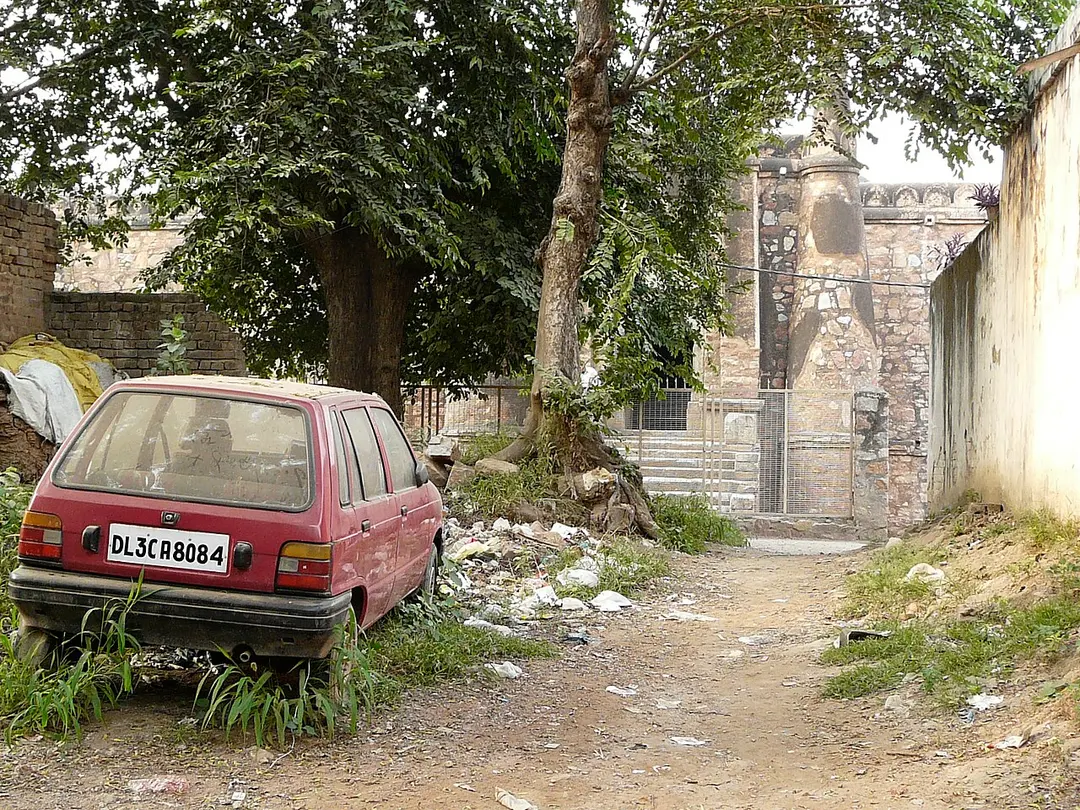 Khirki Masjid