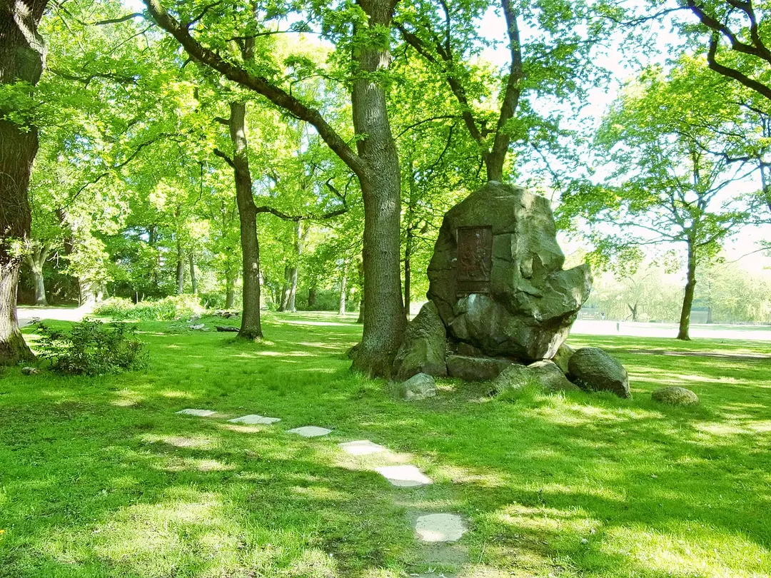 Hagedorn-Gedenkstein