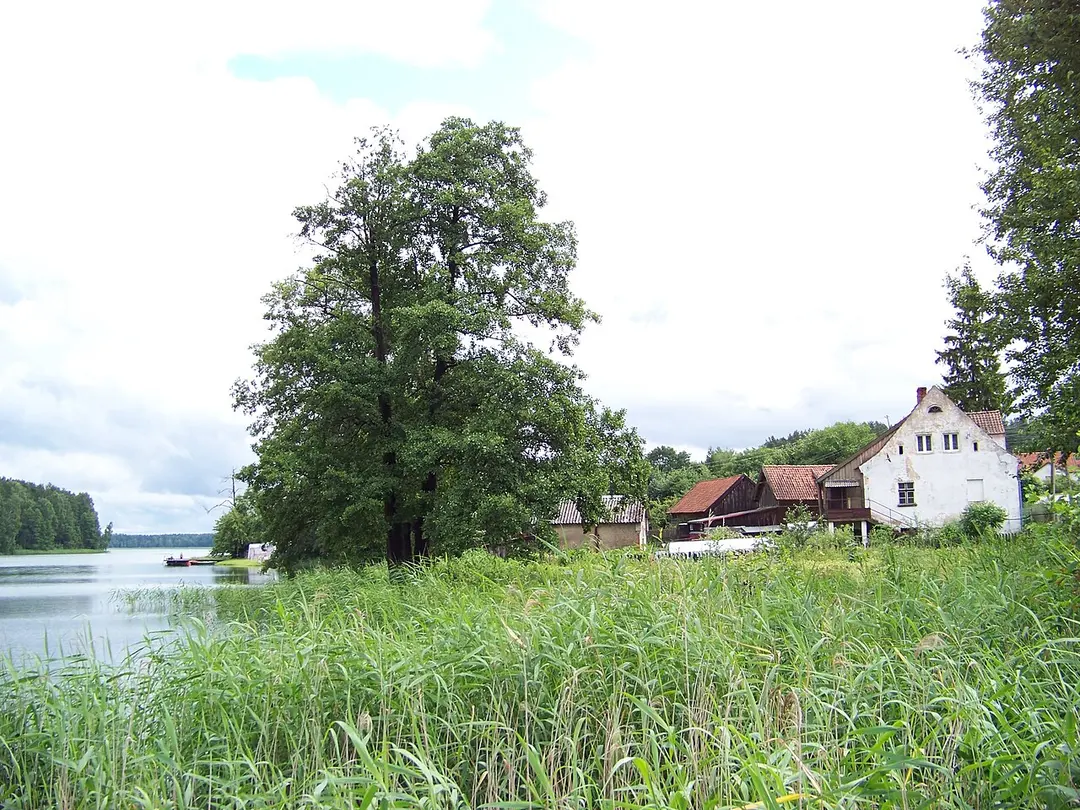 Wiartel Lake