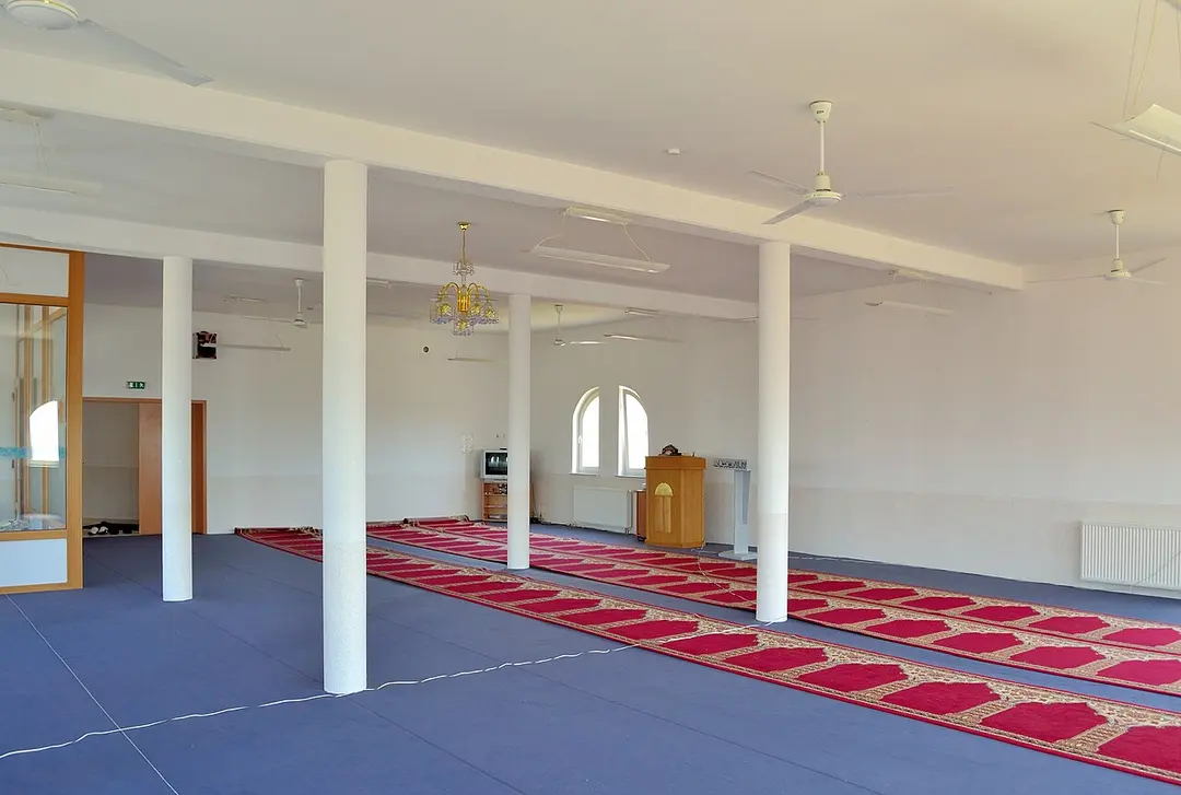 Noor-ud-Din Mosque