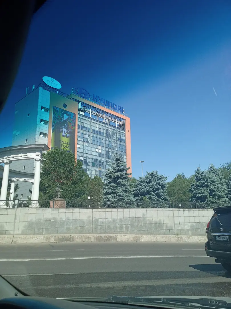 Жандосов көшесі
