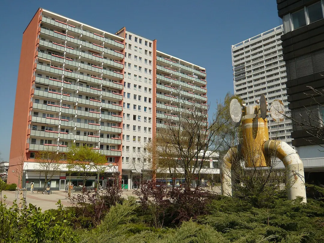 Anton-Saefkow-Platz