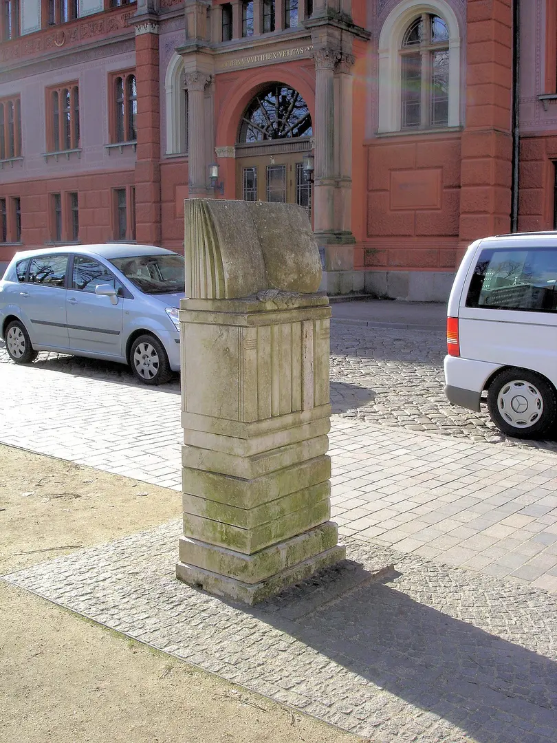 Bücherturm