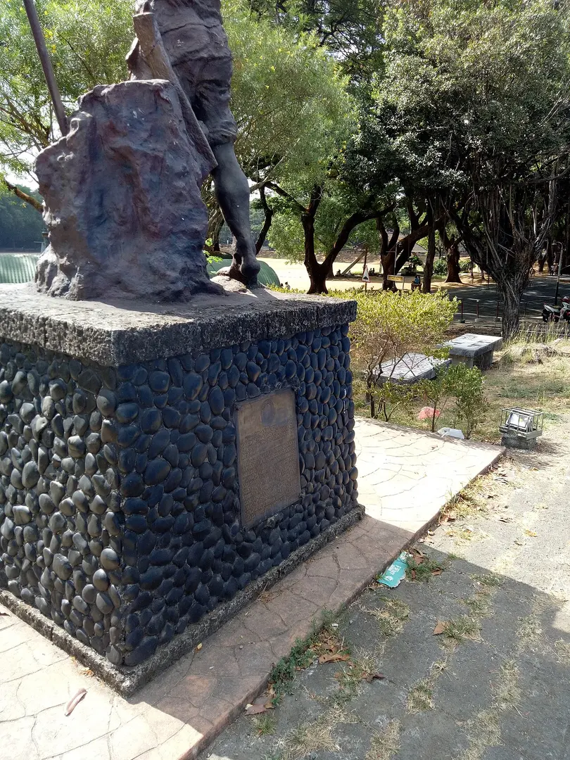 Alaala ng Bayang Pilipino sa mga Bayani ng '96