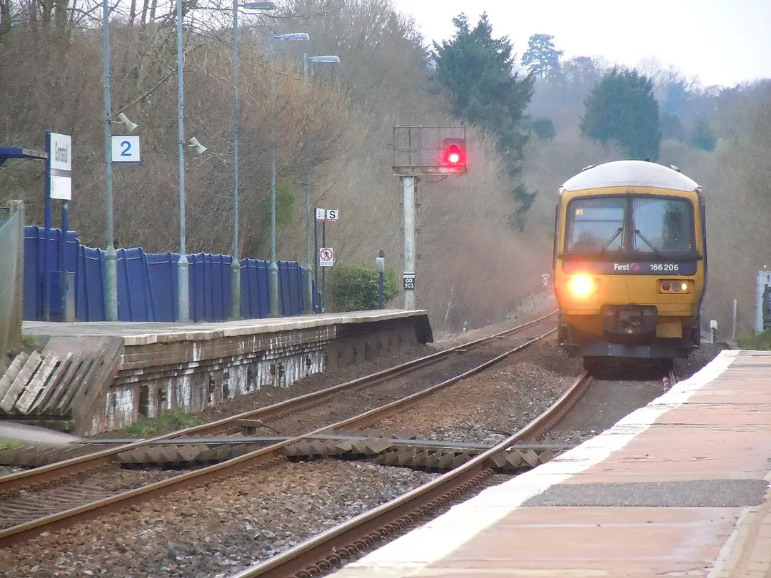 Gomshall railway station
