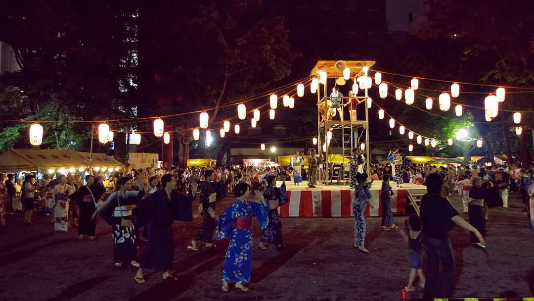 Hanazono Jinja Shrine