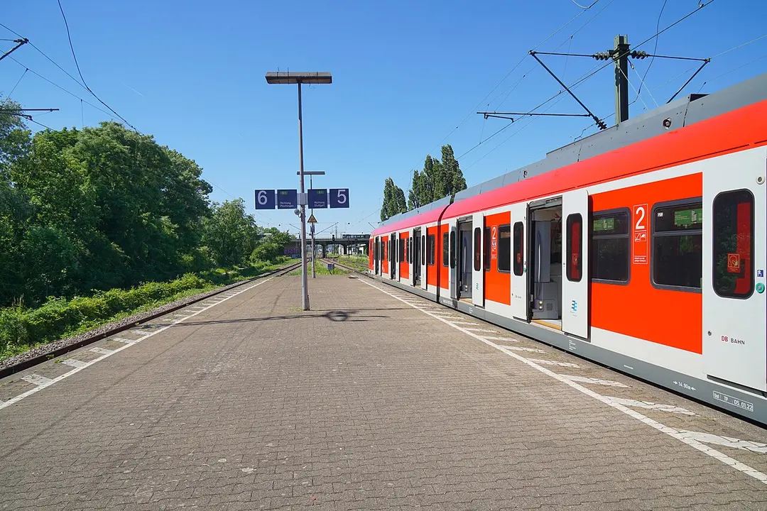 Bahnhof Stuttgart-Obertürkheim